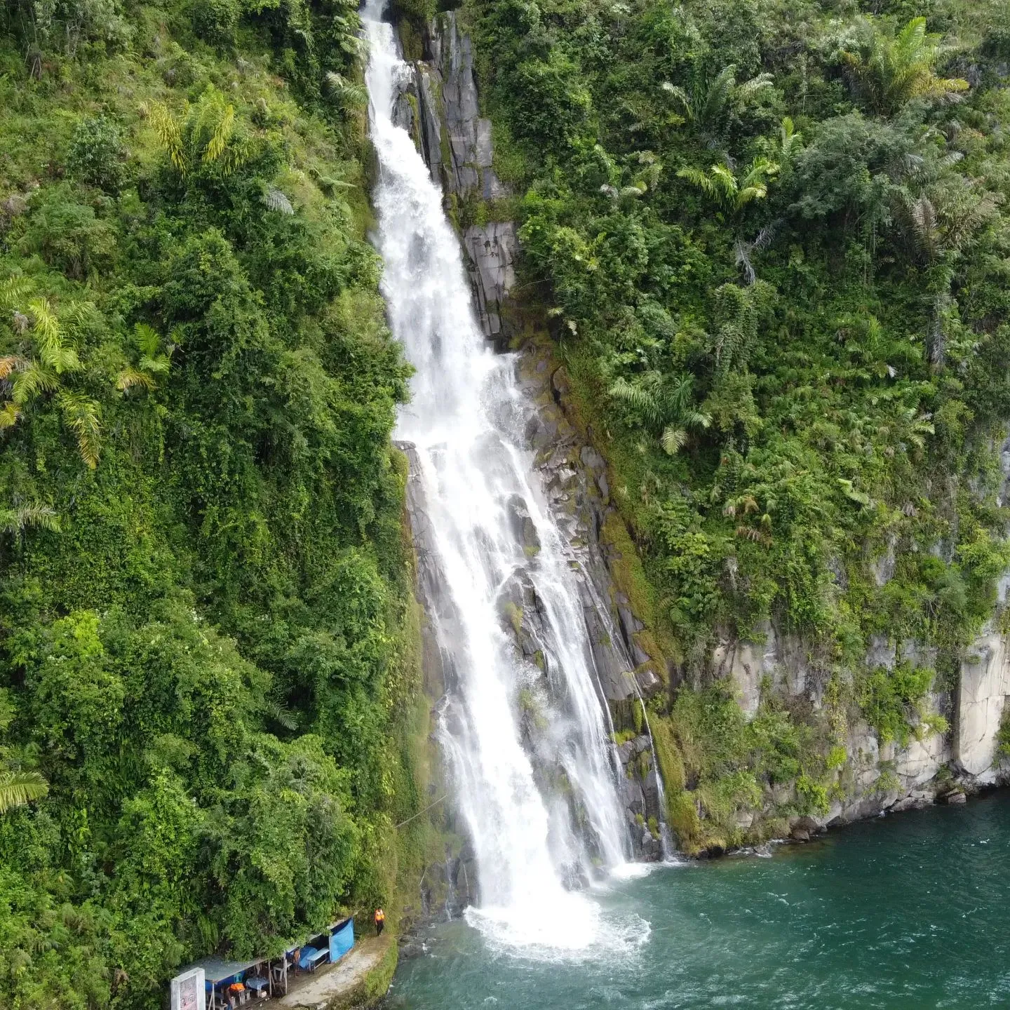 Air Terjun Binangalom Danau Toba