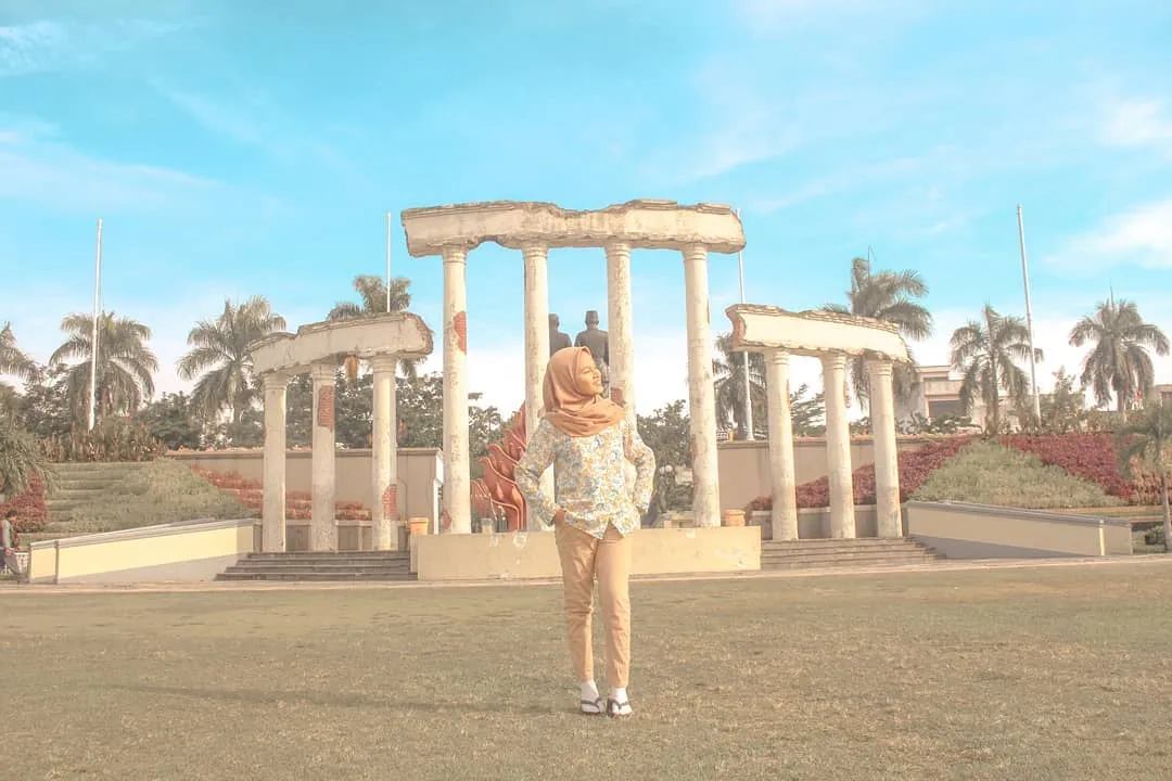 Tugu Pahlawan Surabaya